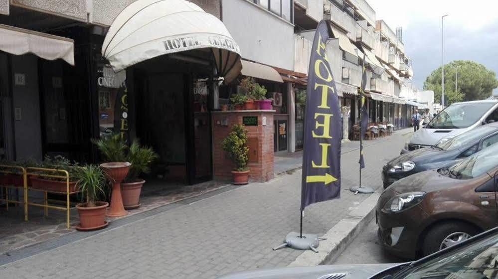 Hotel Cinecittà Roma Exterior foto